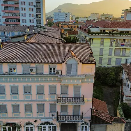 Gjuhadol By Marina Apartamento