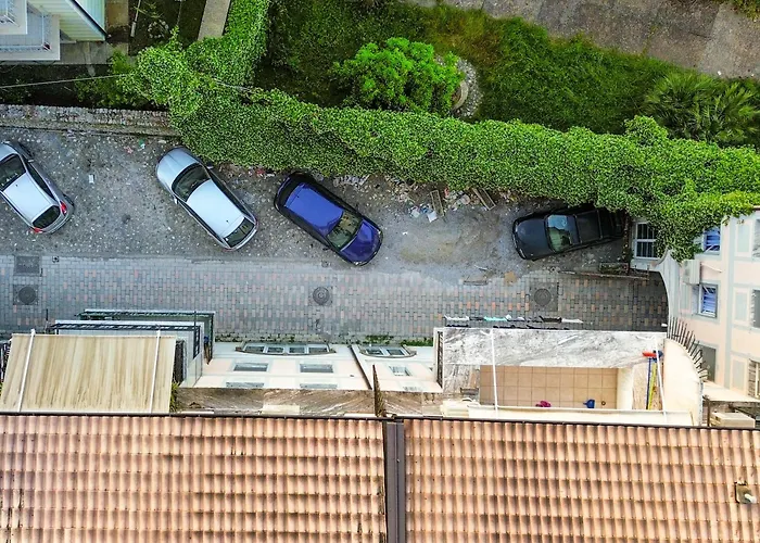 公寓 Gjuhadol By Marina Shkodër