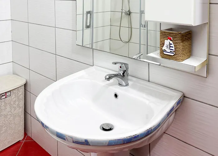 Gjuhadol By Marina * Shkodër