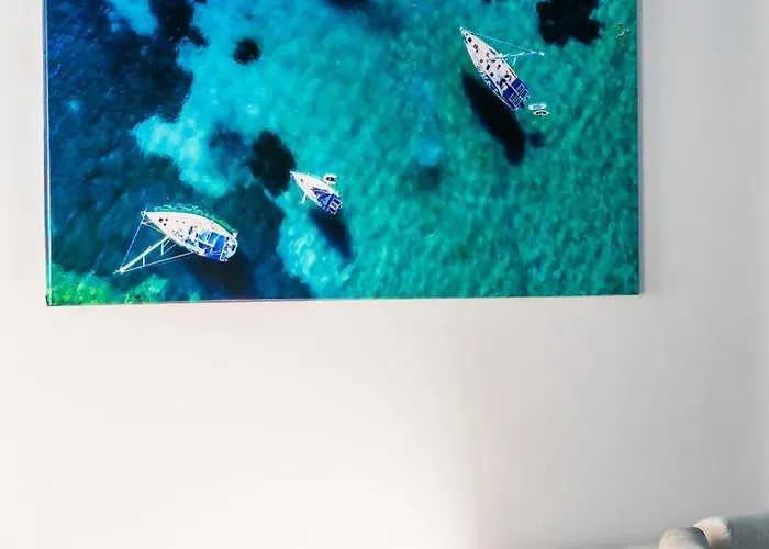 Gjuhadol By Marina Shkodër